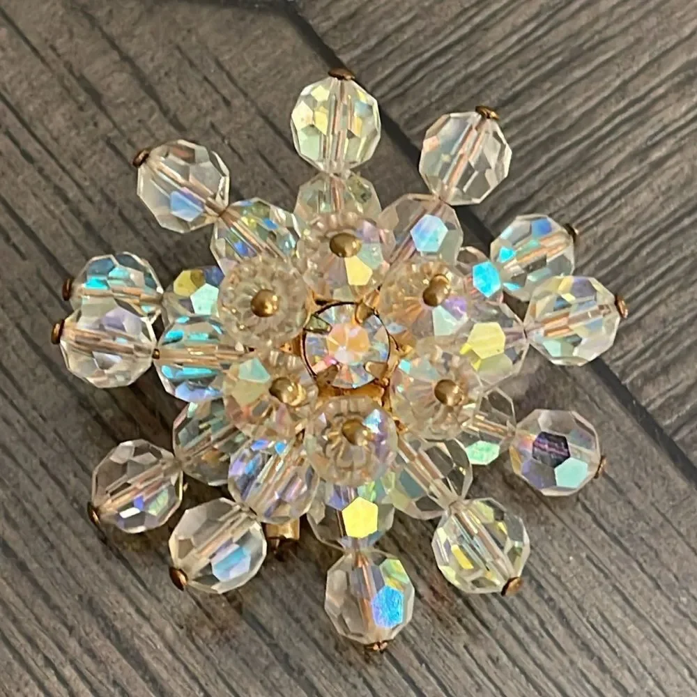 Vintage Aurora Borealis Crystal Bead Cluster Rhinestone Brooch Pin